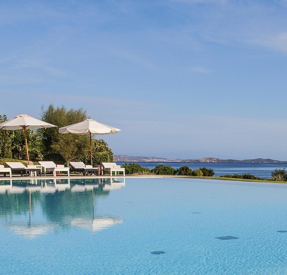 L'Ea Bianca Luxury Resort บายาซาร์ดิเนีย ภายนอก รูปภาพ