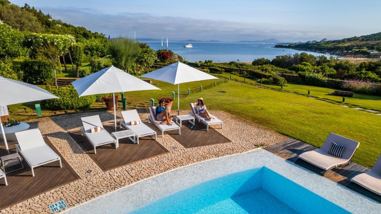 L'Ea Bianca Luxury Resort บายาซาร์ดิเนีย ภายนอก รูปภาพ
