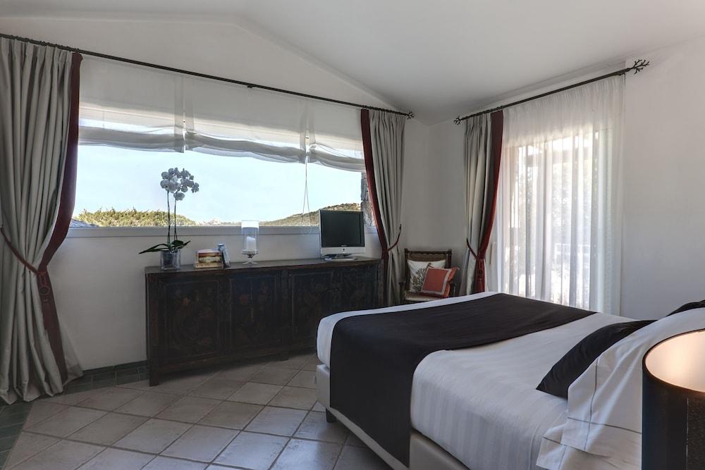 L'Ea Bianca Luxury Resort บายาซาร์ดิเนีย ภายนอก รูปภาพ