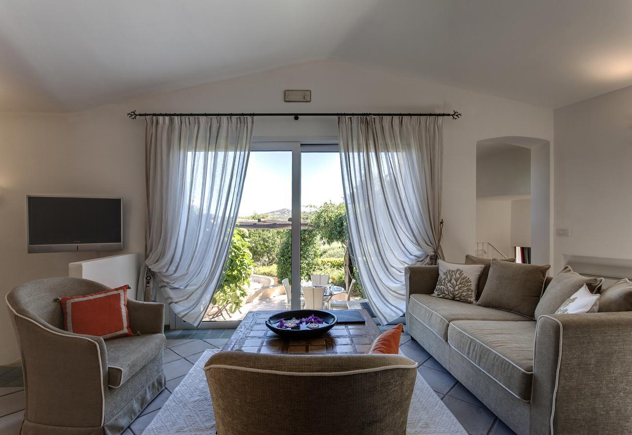L'Ea Bianca Luxury Resort บายาซาร์ดิเนีย ภายนอก รูปภาพ