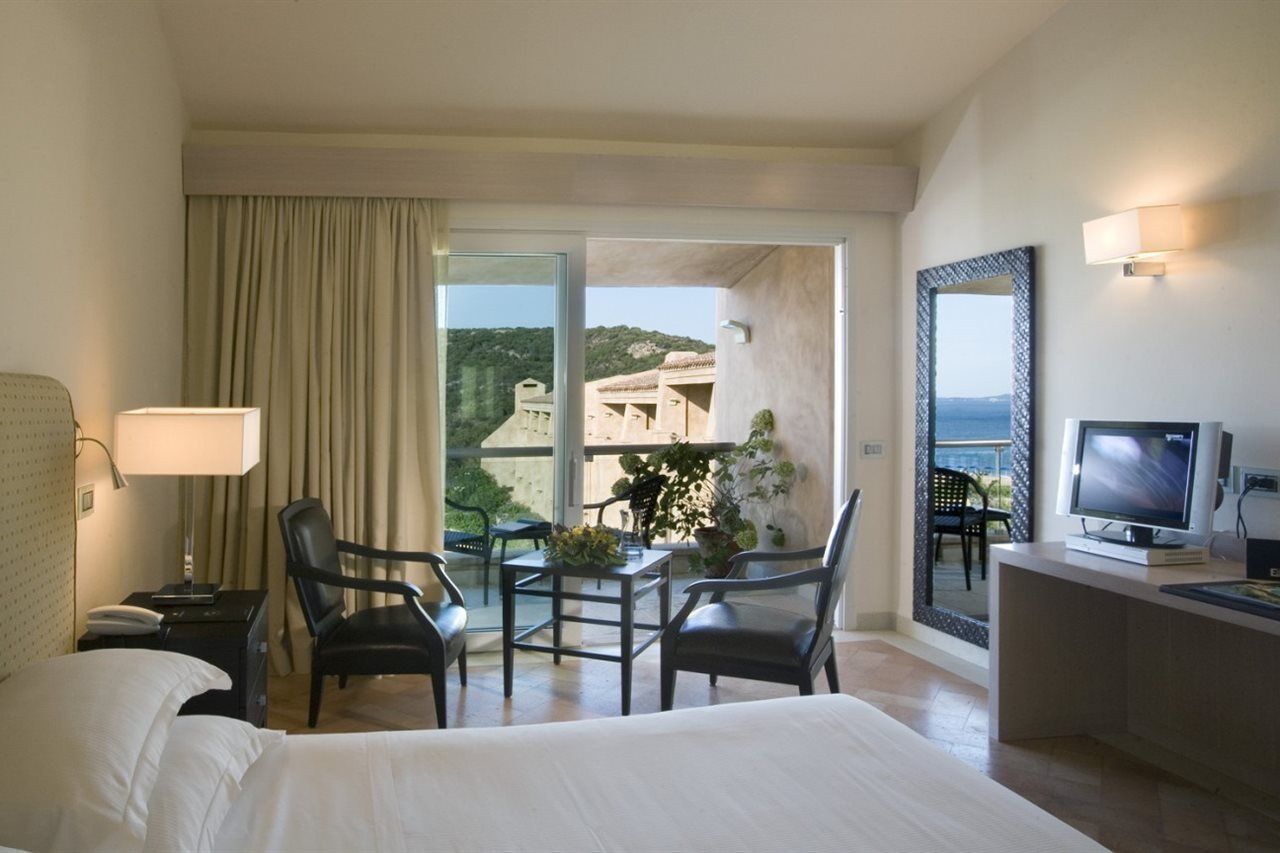 L'Ea Bianca Luxury Resort บายาซาร์ดิเนีย ภายนอก รูปภาพ